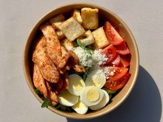 САЛАТ ЦЕЗАР З КУРКОЮ (260g)