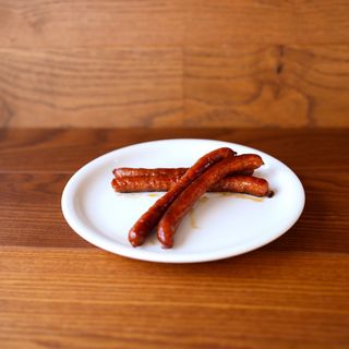 Roštiljska kobasica porcija