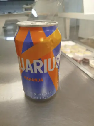 Aquarius de naranja 