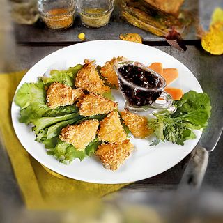 Топени сиренца със сладко от боровинки (250г)