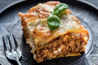 Lasagna Bolognese - Servito caldo