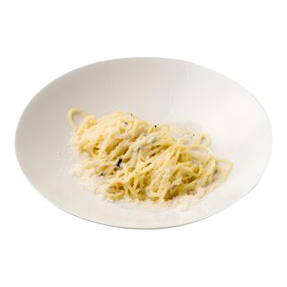 Spaghete quatro formaggi