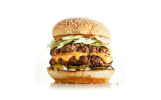 Dublu Burger Cabana cu cartofi prajiti