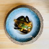 Guisantes Con Vieiras Y Gambas (Ración)