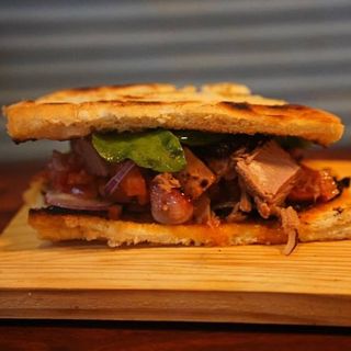 Focaccia Porchetta Affumicato NOVIDADE