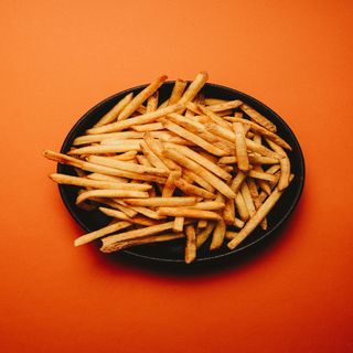 FRYTKI Z AUTORSKĄ PRZYPRAWĄ