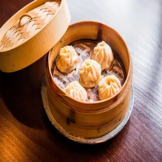 Xiaolongbao Relleno De Carne Y Trufa Negra