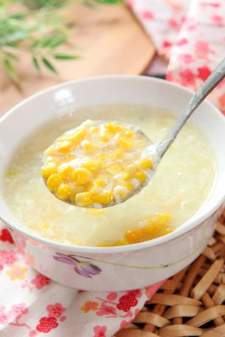 玉米汤 Zuppa di mais con pollo