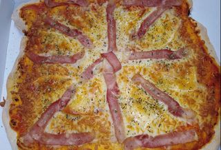 Pizza Casera Prosciutto (Mediana)