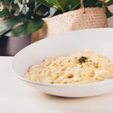 Spaghetti A La Crema De Quesos