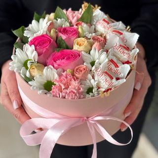 Квіткова коробка з Рафаелло