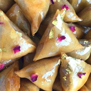 Briouates aux Amandes