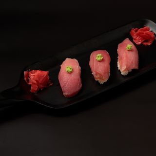 ნიგირი თინუსი