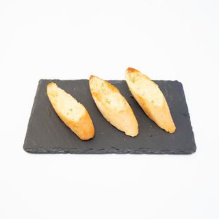 Pieczywo z masłem czosnkowym 3szt