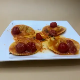 Cappellacci Relleno De Vieiras Y Camarones