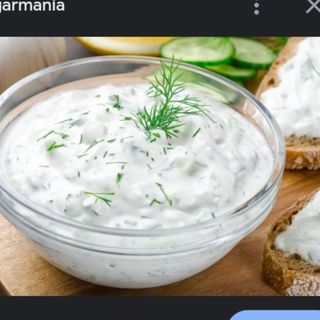 Tarrina De Salsa De Yogurt