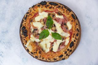 Capricciosa pizza 32cm