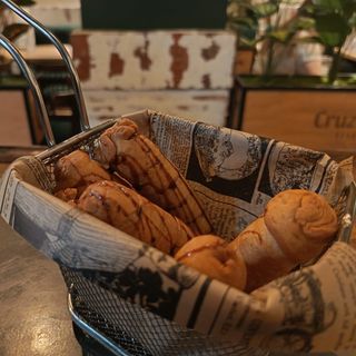 Cucurucho de Tequenos