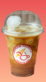 ცივი ლატე ნუშის რძით