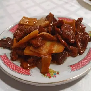 Ternera con salsa de ostras