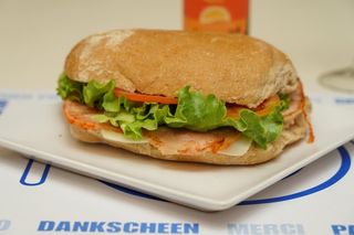 Bocadillo lombo completo