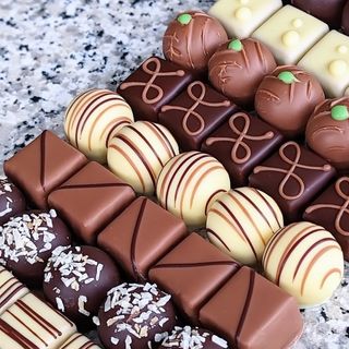 Pralineria al cioccolato assortite 200 grammi