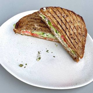 Сендвіч з лососем