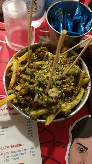 Patatine fritte pistacchi e kataifi