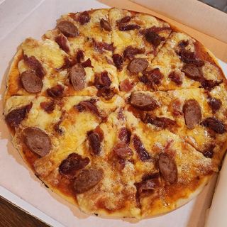 Sausage & Bacon Pizza