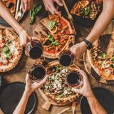 4 ПИЦИ ПО ИЗБОР + 1 Л ЧЕШКА НАЛИВНА БИРА