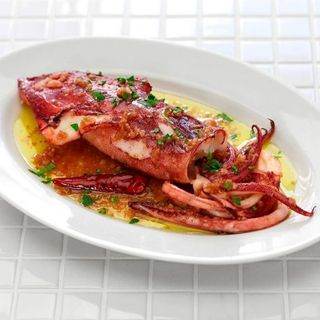 Calamar nacional en aceite (ración)