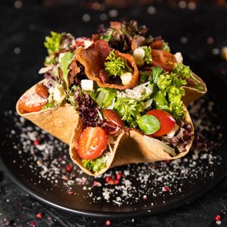 Салата Бекон и пармезан (350г)