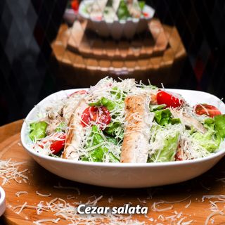 Caesar salata 390gr