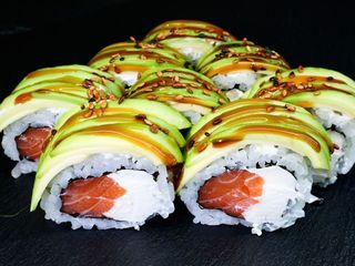 Salmon Awokado 8 szt