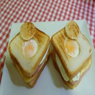 Sándwich mixto con huevo