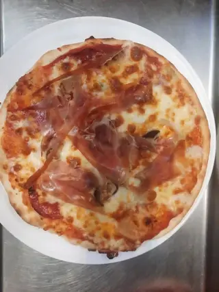 Pizza Delicious (mediana)