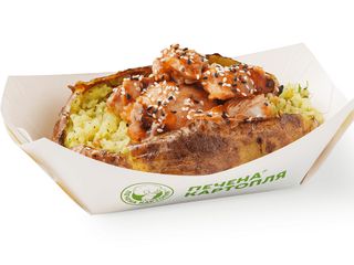 Песто-картопля з запеченою куркою в соусі Які (від 400g)