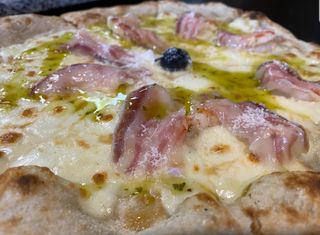 Pizza Mar Y Montaña