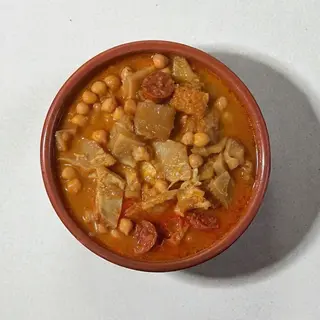 Callos con garbanzos
