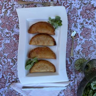 Empanadilla De Atún Y Pisto (1 Ud.)