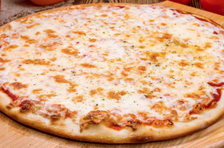 Pizza 4 Quesos (32 Cm.)