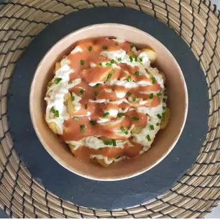 Patatas bravioli