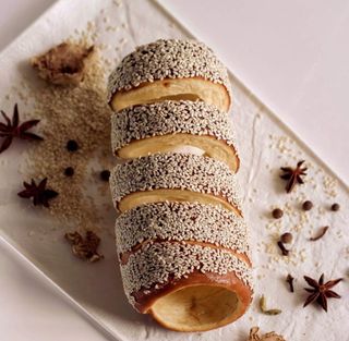 Кюртош з кунжутом