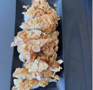 Pollo Con Almendras Frito