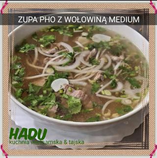 Zupa Pho z wołowiną smażoną