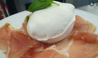 Prosciutto crudo e mozzarella di bufala da 250gr