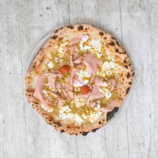 Pizza Pistacho Y Mortadela (32 Cm.)