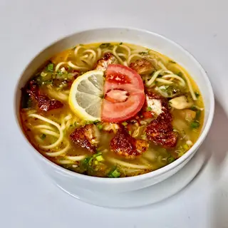 Mix Thukpa
