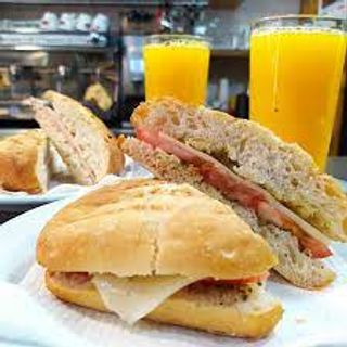 Menú Desayuno Bocadillo