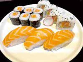 84.Sushi box 2 13 pezzi